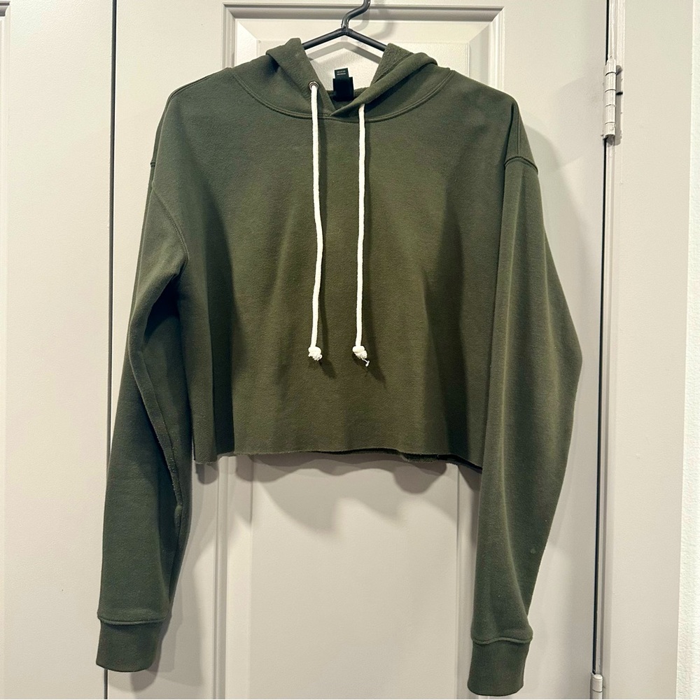 WILD FABLE | Women’s Cropped Hoodie in S